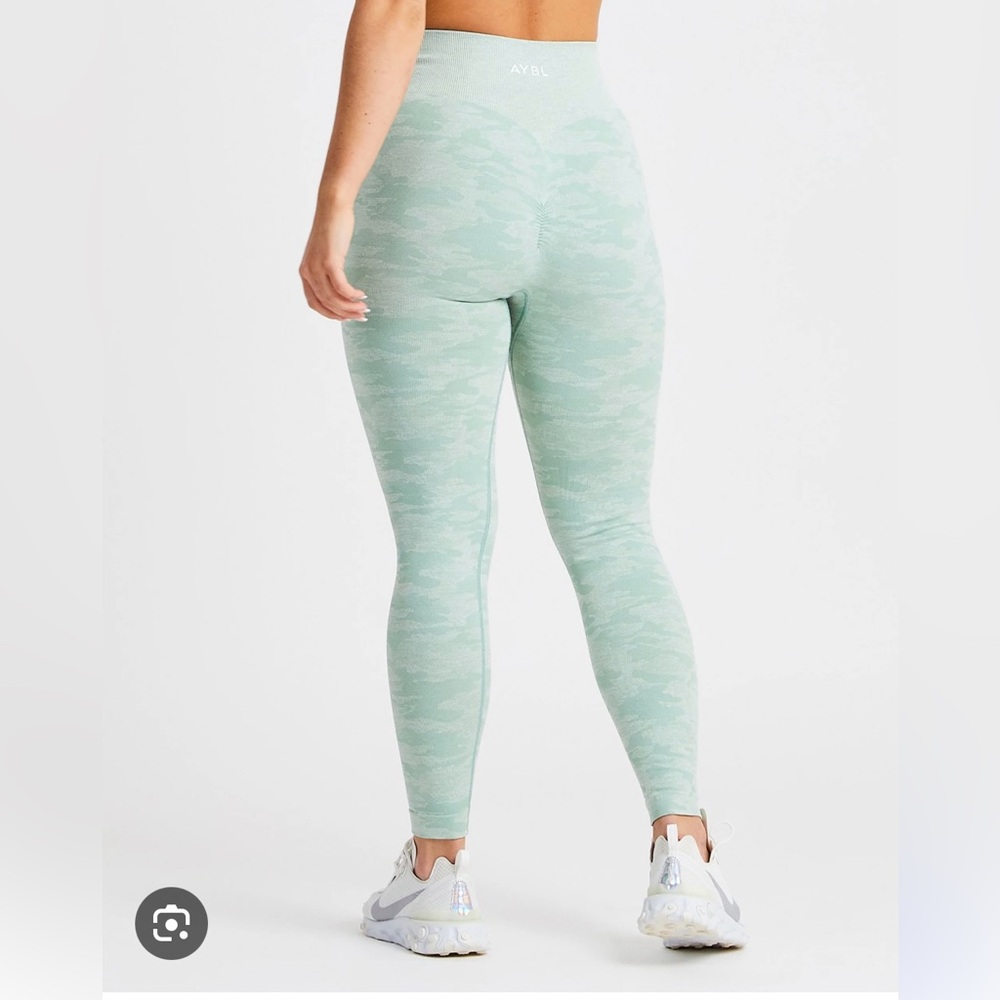 AYBL Evolve Camo Seamless legging M